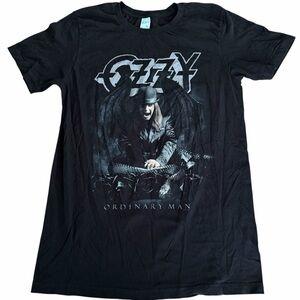 Ozzy Osbourne Ordinary Man Graphic Women’s Tee MEDIUM NEW